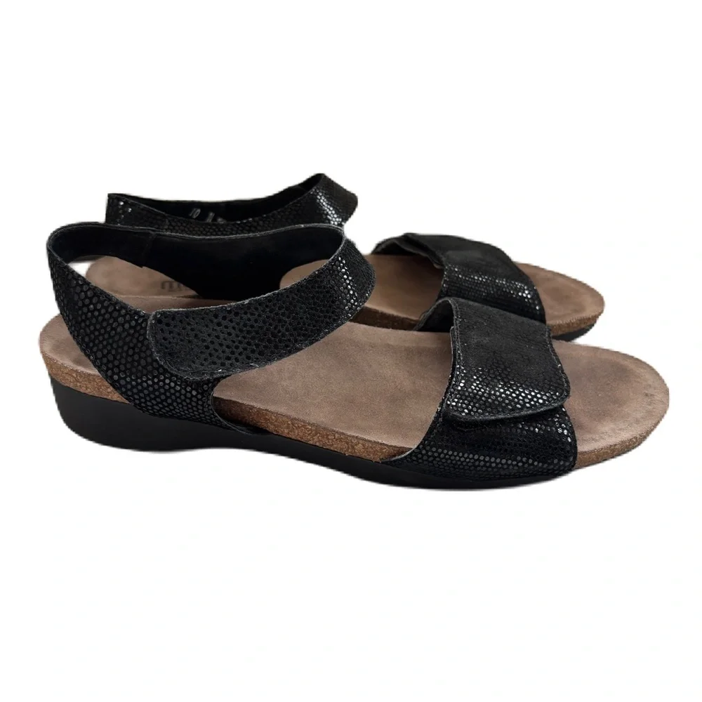 Munro Pisces Boho Black Snakeskin Mini Platform Walking Wedge Strappy Sandal 10N
